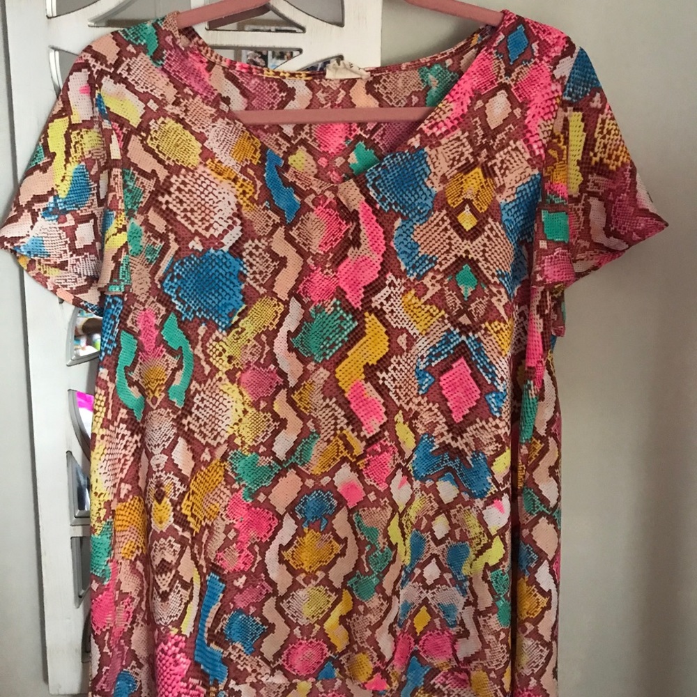 Pink snake skin top